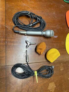33-1070 Radioshack 331070 Vintage Radio Shack Onmidirectional Dynamic Microphone Cords Estate