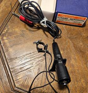 33-928 Realistic Lot Of 2 Dynamic Microphone - Untested