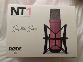 Rode Microphones 698813014064 Nt1 Signature Series Studio Condenser Microphone Pink