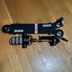 Mvx2u Rode Professional Mic Combo R De Psa1 And Podmic Very Lightly Used