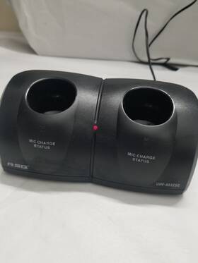 Uhf-6032se Rsq Dual Charger Stand For Microphones. Uhf-6032se. Mics