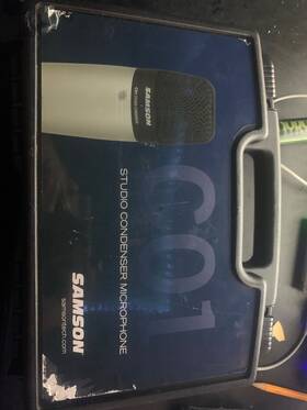 Samson 313056418423 C01 Studio Condenser Microphone With Case