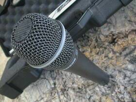 Samson 809164000846 Qmic Professional Dynamic Hypercardioid Neodymium Vocal Microphone