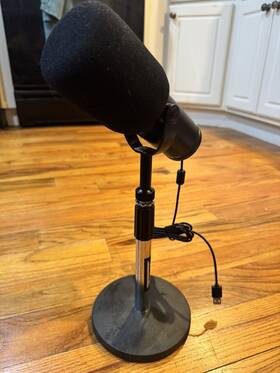 Samson 809164026235 Q9u Professional Dynamic Broadcast Microphone Usb-c And Xlr With Stand