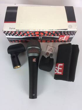 Se Electronics 730553849428 Open Box V7 Dynamic Vocal Microphone Black/silver