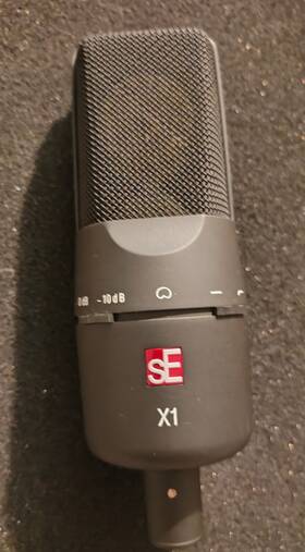 Se Electronics 819032010037 X1 Studio Condenser Microphone