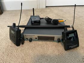 Sennheiser 615104365889 Sr 300 Iem Wireless In-ear Monitor Bundle - G Band