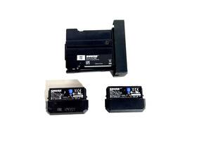 Axt910 Shure Axt901 Battery Charging Module With 2 Batteries #17666 One Ths