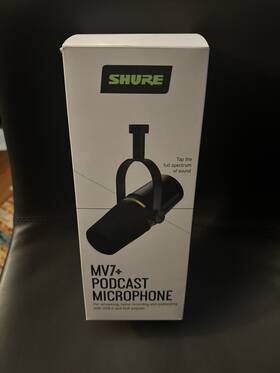 Shure Mv7 -k-bndl Plus Podcast Microphone Led Touch Panel