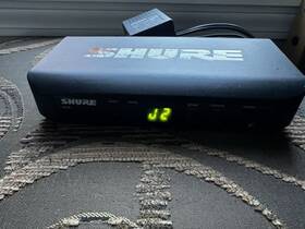 O872 Shure Blx4 H9 512-542mhz Wireless Receiver With Power Supply