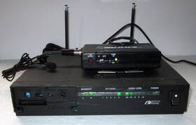 Sc4-cf Shure T1-cf Wl93 Lav Mic Wireless Beltpack Transmitter And Receiver