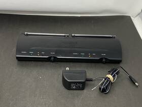 T88-c Shure Receiver Transmitter Model With Power Supply Untested
