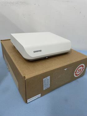 Ua864a Shure Wall-mounted Low-profile Rf Wideband Panel Antenna 650-952mhz