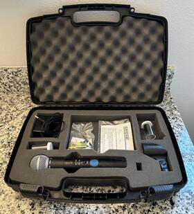 Ut2-te Shure Ut2-tk Sm58 Handheld Wireless Microphone Transmitter 624.3 Mhz Case Extras