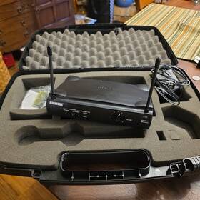 Ut4-tc Shure Ut4-vq Uhf Wireless Diversity Receiver Power Supply And Case Freq 781.775mhz