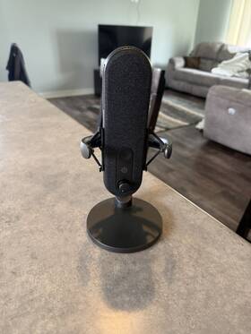 61596 Steelseries Alias Pro-grade Usb Condenser Streaming Mic