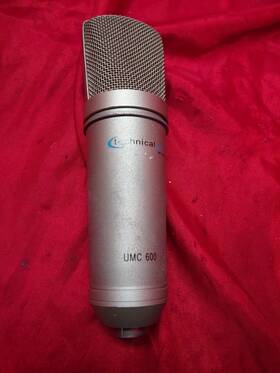 Umc-600 Technical Pro Umc 600 Large Diaphragm Condenser Microphone