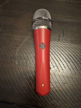 M80re-ch Telefunken M80 Red With Chrome Dynamic Microphone