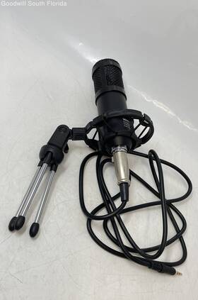 Vivmic826 Vivitar Podcasting Microphone With Desk Stand Tripod Not Tested