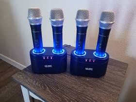 Vhf-4005 Vocopro Wireless Microphones Lot Of 4 With Charging Stations
