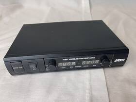 080741 X-cell Av Uhf Wireless Microphone Receiver 584.5mhz 565.5mhz Dual Band 2