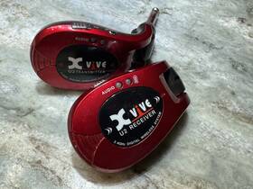 U2red Xvive Audio U2 Digital Wireless Guitar System - Metallic Red