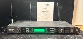 8229t33 Yeamic Uhf Professional Wireless Receiver Microphone Channel System