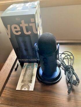 83613002117 Yeti Blue Usb Microphone For Professional Recording Excellent In Box