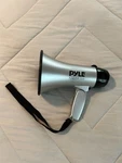 Pyle PMP20 Compact Portable Megaphone Speaker With Built-in Siren And Volume Con. Fixed Price $12.00.
