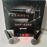 Gemini UHF-4200HL Dual 100-CHANNEL Wireless System. Fixed Price $40.00.
