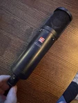 Electronics SE2200 Diaphragm Condenser Wired Microphone. Fixed Price $200.00.