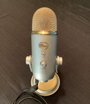 Blue Yeti Usb Microphone For Streaming, Podcasting - Platinum. Used Twice.. Fixed Price $55.00.