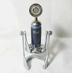 Blue Microphones Spark Digital Condenser Cable Professional. Fixed Price $40.30.
