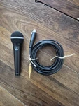 Akg Austria D-4400 Neodymium Dynamic Supercardioid Vocal Microphone & 15' Cable. Fixed Price $50.00.