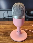 Razer Seiren Mini Microphone Pink RZ19-03450200. Fixed Price $15.00.