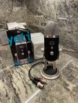 Blue Yeti Pro Usb/xlr Condenser Microphone Rare 988-000092. Fixed Price $199.00.