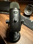 Logitech Blue Yeti X Usb Microphone Black (888-000322). Fixed Price $55.00.