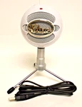 Blue Snowball Ice Condenser Plug & Play Usb Microphone White Item Box F/s. Fixed Price $26.50.