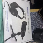 ZDM-1 Podcast Pack, Dynamic Microphone, High Quality Headphones, .... Fixed Price $55.00.