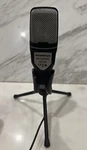 Soonhua SH-666 Microphone 3.5MM Omnidirectional W/ Stand. Fixed Price $10.99.