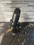 Blue Yeti Usb Microphone 888-000322 Black Streaming Recording Media. Fixed Price $27.69.