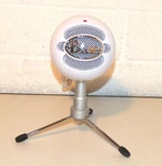 Blue Snowball Ice Usb Microphone For Pc, Mac - White. Fixed Price $14.88.