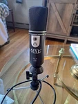 Mxl Pro -1B Wired Condensor Usb Microphone W/ Stand Blk/wht. Fixed Price $35.00.