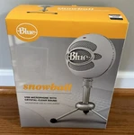 Blue Snowball Wired Condenser Microphone 988000073. Fixed Price $17.25.