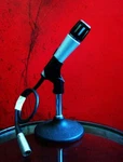 Vintage 1980S Shure 515SB / 517SB Dynamic Cardioid Microphone Lo Z W Accessories. Fixed Price $48.00.