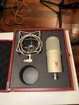 Lauten Audio Clarion FC-357 Condenser Microphone. Fixed Price $950.00.