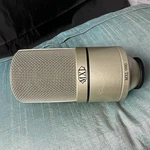 Mxl 990 Large-diaphragm Cardioid Condenser Microphone (champagne). Fixed Price $54.99.
