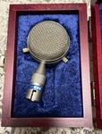 Blue Microphones B-5 Bottle Capsule Omni Condenser Wood Case Box. Fixed Price $579.80.