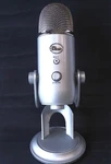 Blue Microphones Yeti Usb - Whiteout. Fixed Price $39.96.