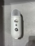 Blue Microphones Yeti Usb - Whiteout. Fixed Price $40.00.